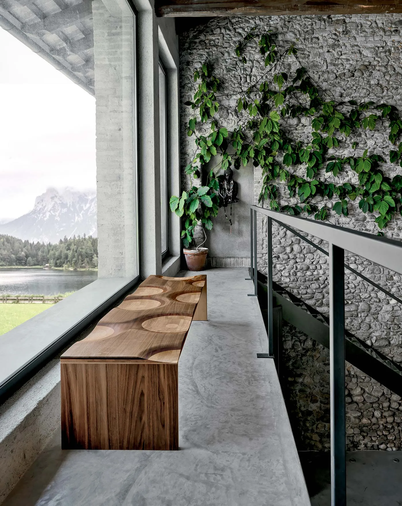 Panca modulare in legno massello RIPPLES INDOOR by Casamania & Horm